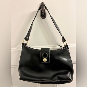 Emelie M Shoulder Bag